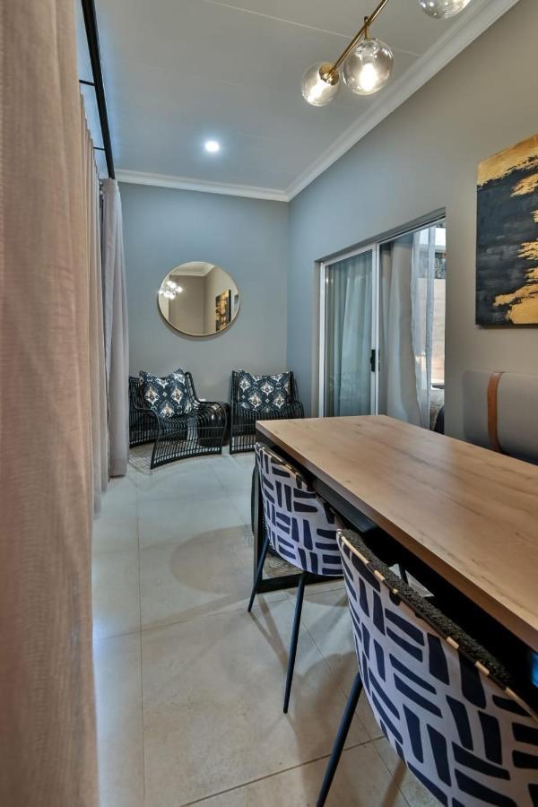 Summer Palace Guesthouse Bloemfontein Buitenkant foto